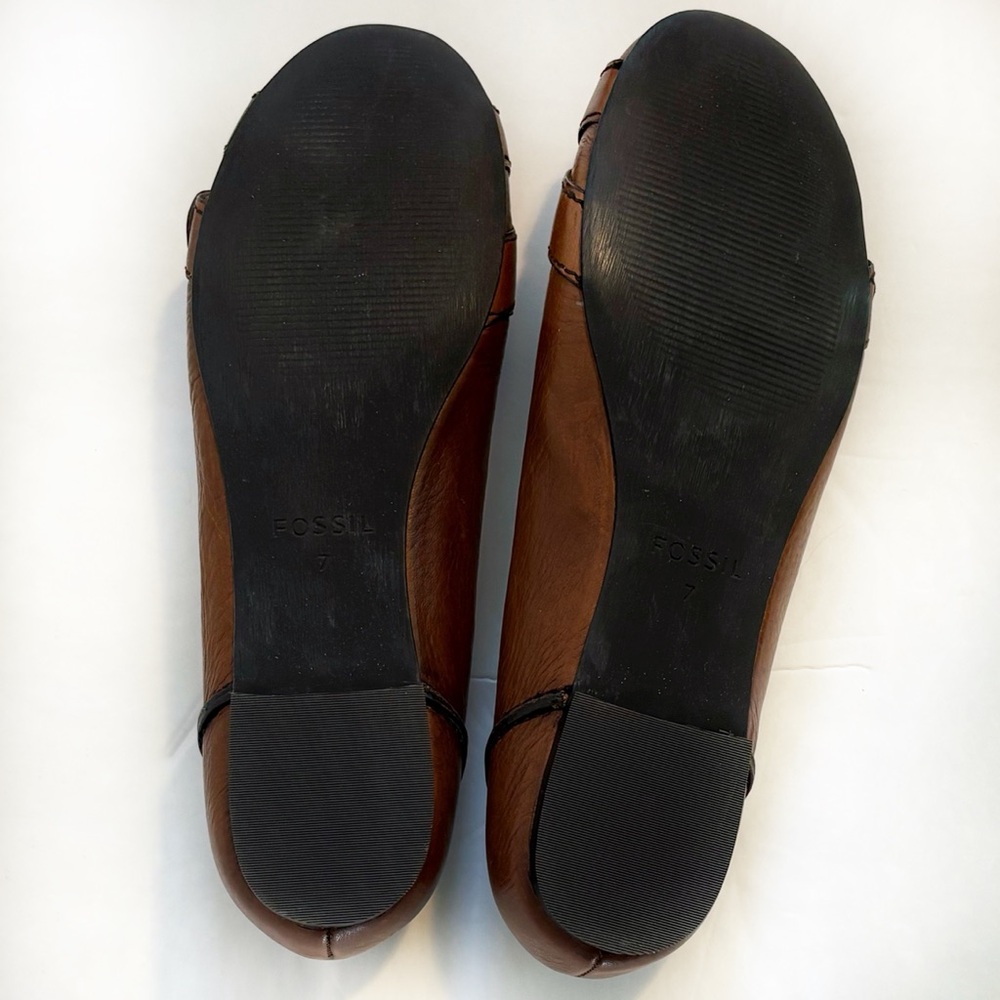 NWT Fossil Brown Leather Sandy Flats with Glossy Finish - Picture 6 of 12